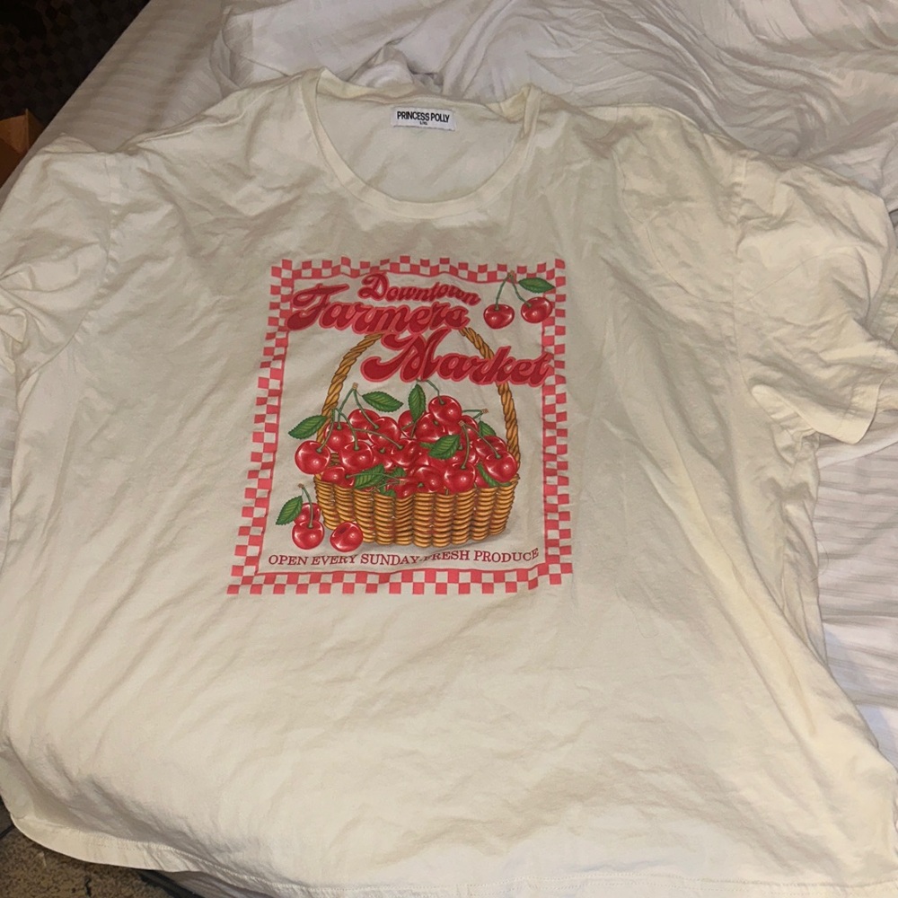 Princess Polly Cream Farmers Market Tee sz L/XL